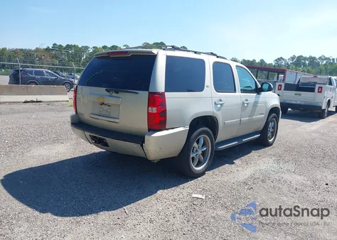 2013 Chevrolet Tahoe K1500 Ltz z USA, uszkodzony, nr VIN 1GNSKCE07DR187534